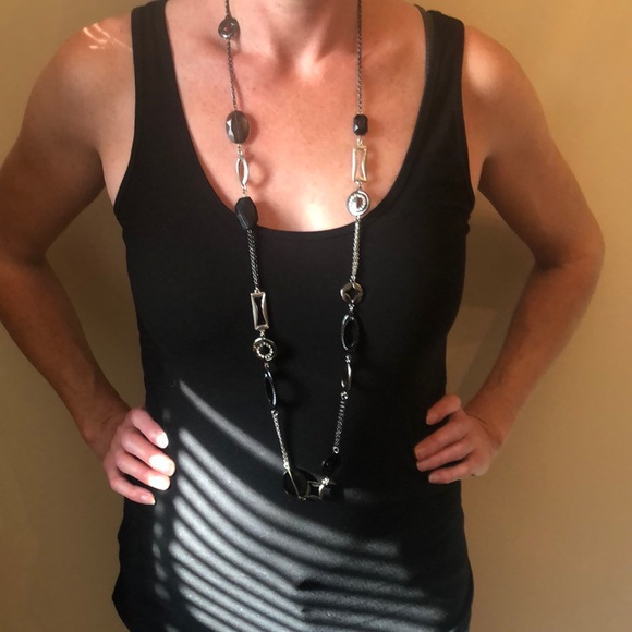 🎉HP🎉🆕 ✨Lia Sophia Necklace✨ - Picture 3 of 6